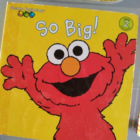 Book Bundle - Picture 5 of 12